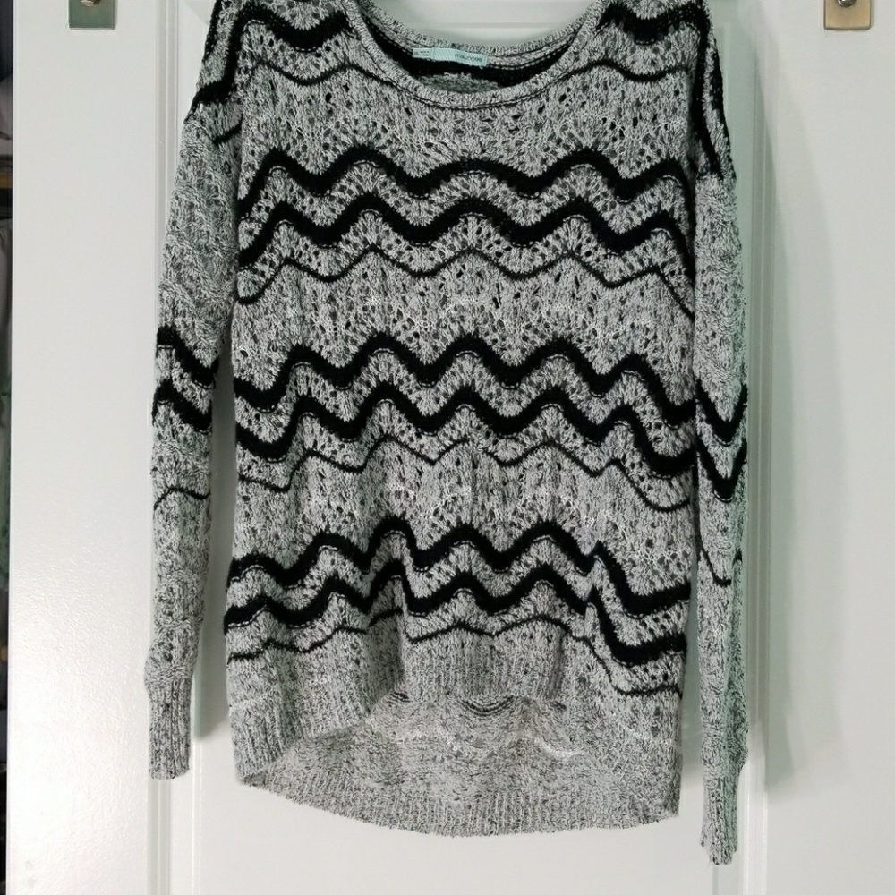 Maurices sweater